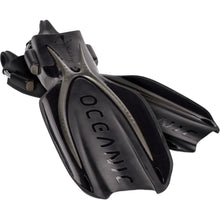 Load image into Gallery viewer, Oceanic Manta Ray Open Heel Fins with Spring Straps