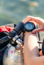 Load image into Gallery viewer, Oceanic Geo Air with Transmitter