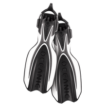 Load image into Gallery viewer, Oceanic Manta Ray Open Heel Fins with Spring Straps
