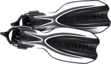 Load image into Gallery viewer, Oceanic Manta Ray Open Heel Fins with Spring Straps
