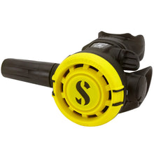 Load image into Gallery viewer, Scubapro R105 Octopus
